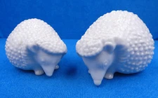 Adorable Vintage MCM Pair Fitz & Floyd Porcelain Hedgehog Figurines