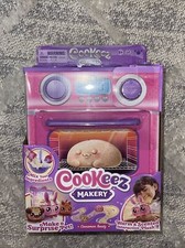 COOKEEZ Makery CINNAMON TREATZ Oven Mix  Bake SURPRISE Plush Pet FREE SHIPPING