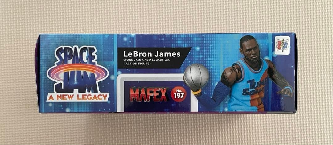 MAFEX LeBron James SPACEJAM:A LEGACY | eBay