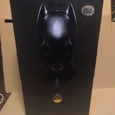 Hot Toys Quarter Scale Batman with bonus accessories #c499d4