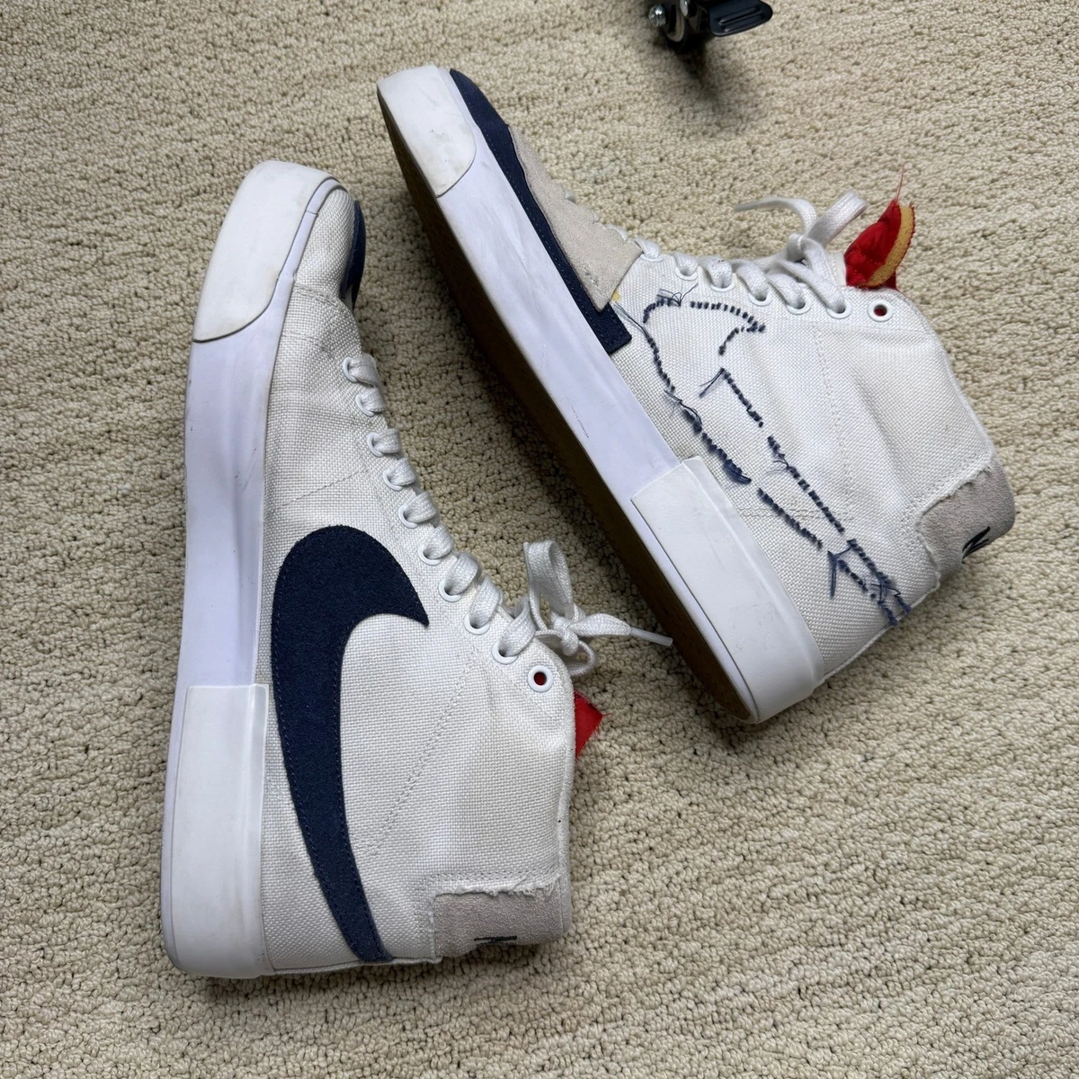 Preços baixos em Nike SB Blazer Mid Edge Hack Pack 2020 - CI3833