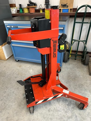 Wesco Hydraulic Drum Lifter DM-1100, 1100# Capacity - Very Good Condition