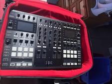 Native Instrument Traktor Kontrol S5 DJ Controller w/ AKAII PROF APC40 MKII LQQK