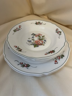 VTG Arcopal France Florentine Pasta Soup Bowls And Dinner Plates - 6 Pieces