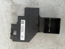 18-ON GENUINE MERCEDES A B CLA GLA C118 A177 CURRENT LIMITER COVER A2479063603
