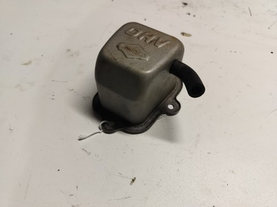 #ad #ad 499924 BRIGGS AND STRATTON VALVE ROCKER COVER $15.00