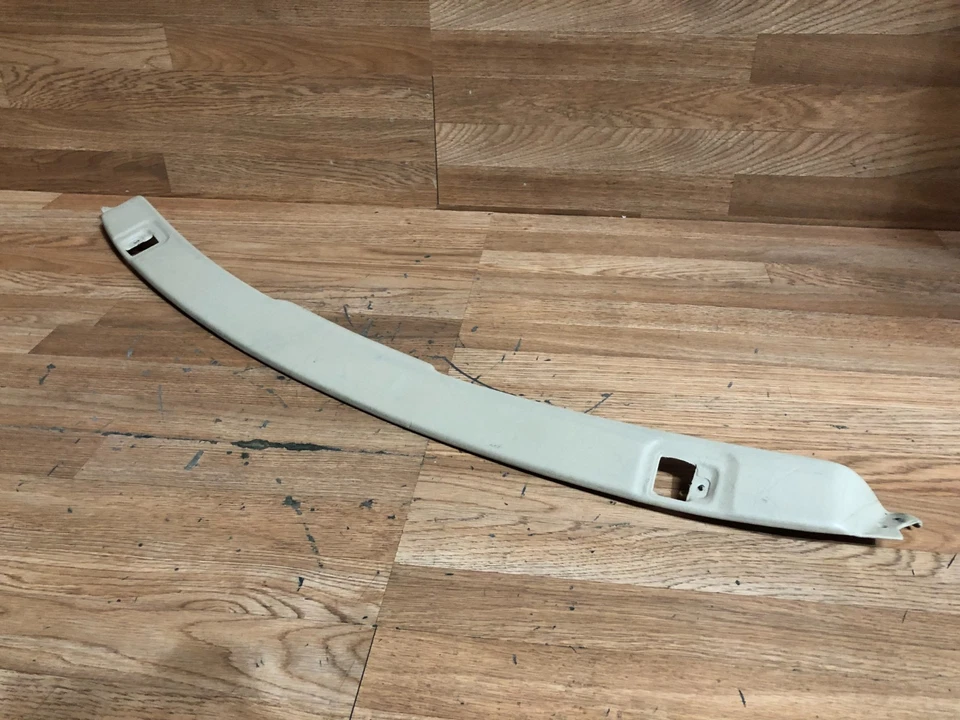 MERCEDES BENZ OEM R129 SL320 SL500 PANEL DE AJUSTE DE PESTILLO SUPERIOR CONVERTIBLE DELANTERO 2 Foto 2 de 4