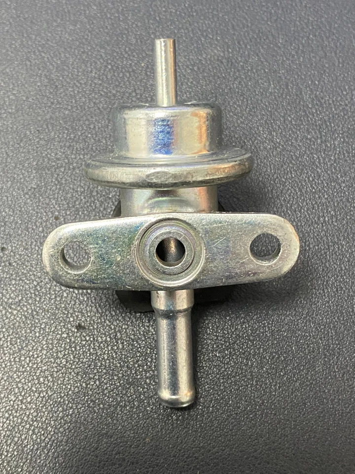 Regulador de presión de inyección de combustible SMP PR143 NUEVO Foto 3 de 4