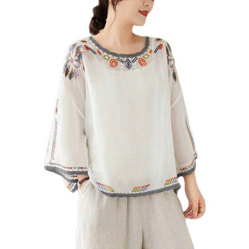 【deres】blooming embroidery blouse (ホワイト) デレスderes blooming embroidery blouse ホワイト