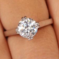 Solid 14KT White Gold 3.25 Carat D/VVS1 Round Shape Women's Anniversary Ring