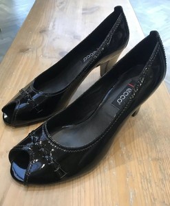 ecco ladies court shoes