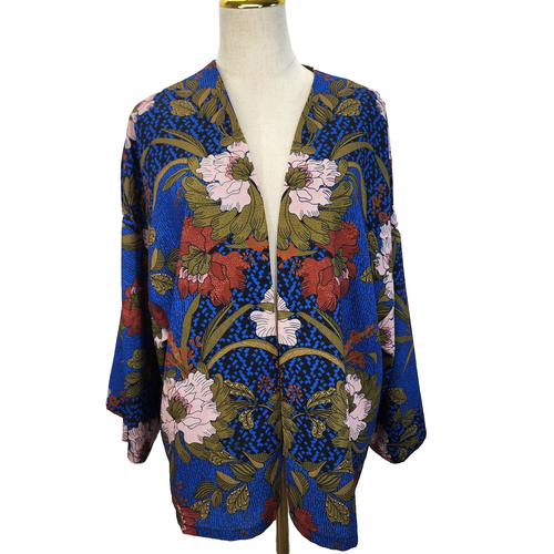 Jealous Tomato Asian Inspired Art Deco Blue Floral Open Kimono Medium