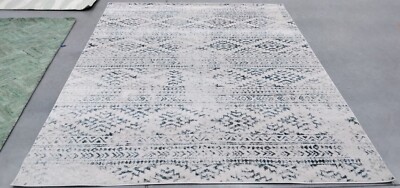 IVORY / TURQUOISE 8' X 10' Back Stain Rug, Reduced Price 1172715007 TUL272E-8