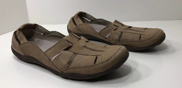 clarks collection soft cushion shoes