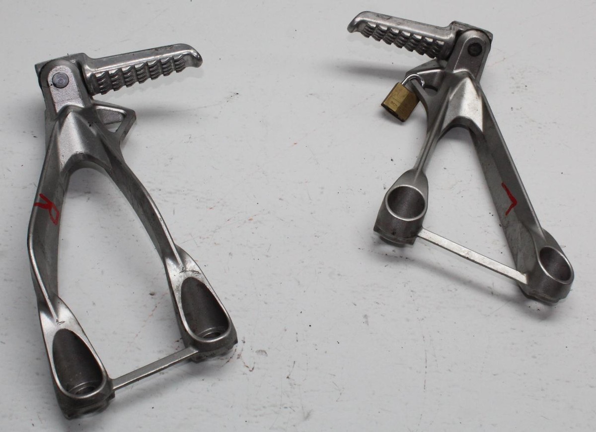 AL×2 05-06 KAWASAKI NINJA ZX6R ZX636C REAR BACK PASSENGER PEG SET PAIR