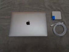 2020 release Apple MacBook Air, 13", 1.1GHz i3, 8gb RAM, 256gb SSD, Excellent 