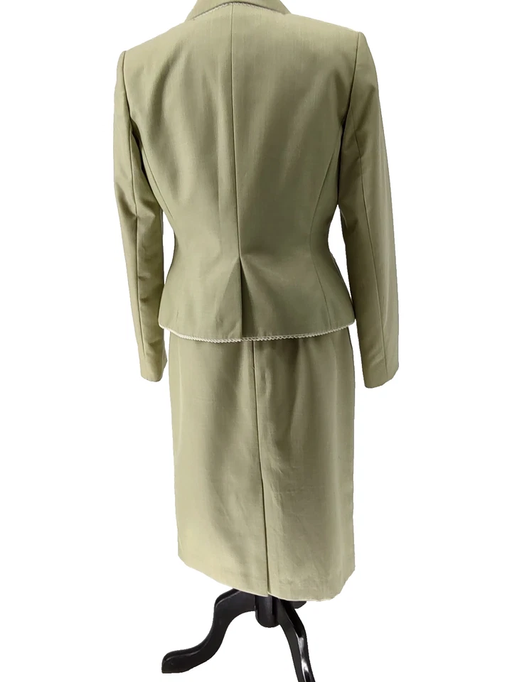 Liz Claiborne Woman 3 piece Suit Green Size 6 Tank Pencil Skirt Jacket Line FLAW - Image 2 of 4