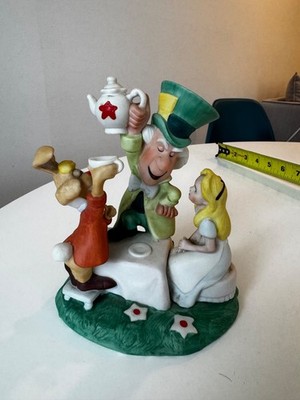 Disney Magic Memories ALICE IN WONDERLAND Limited Edition Figurine /15000