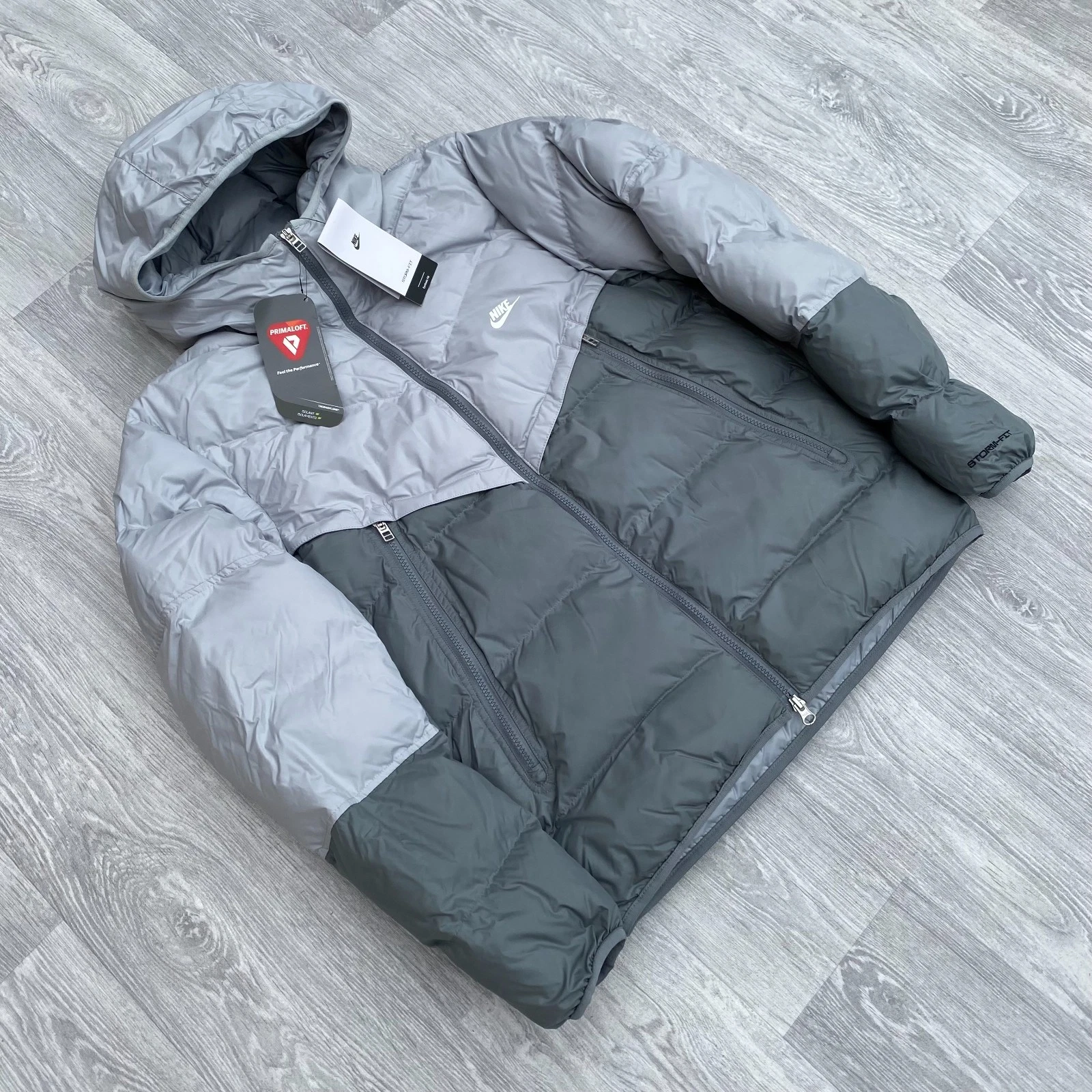 Nike Storm Fit Primaloft Windrunner Zip Puffer Jacket Coat Grey [XL] DR9605-077
Opens in a new windo