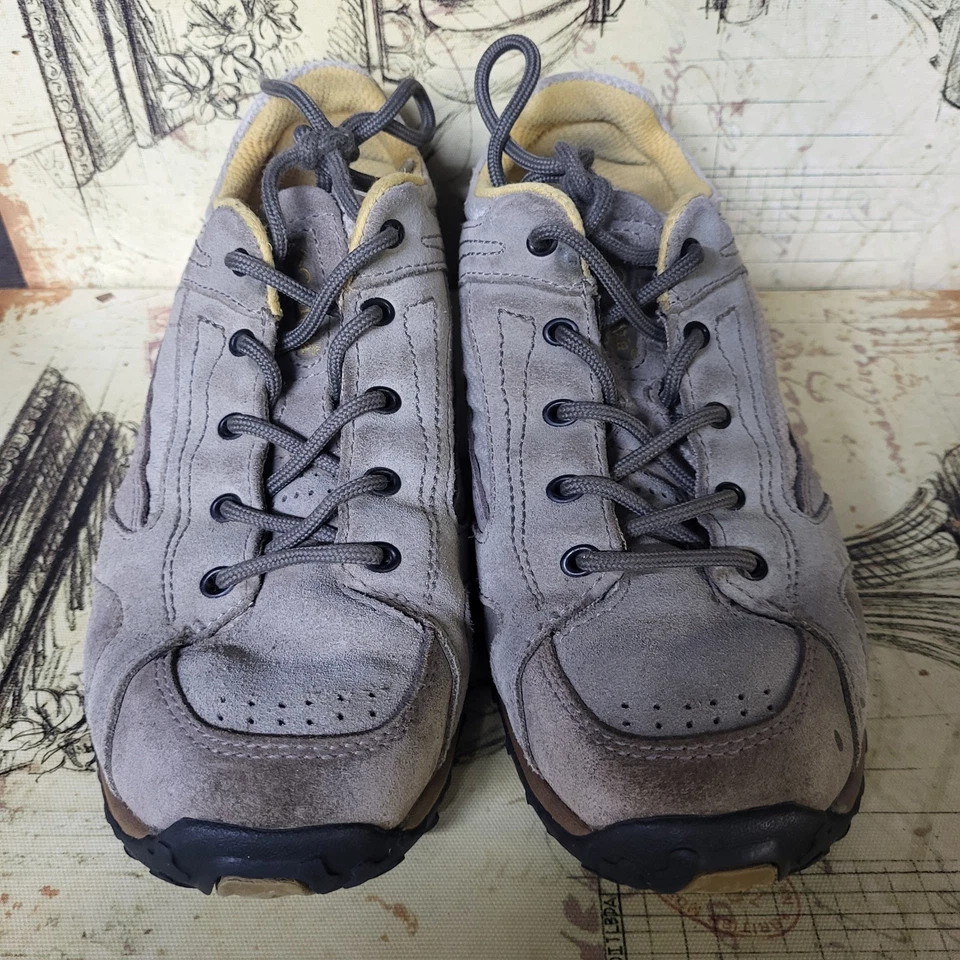 Size 8 Columbia Women's Trail Trekker Hiking  Shoes BL3108-103 Tan/Brown Suede - Image 3 of 4