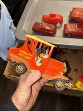 VTG 1960s Walt Disney World Wind-Up Mickey Mouse Fire Chief Vehicle