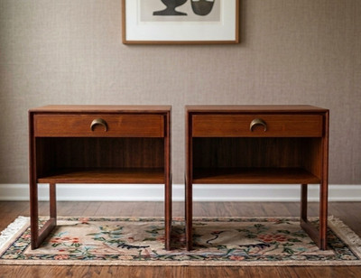 Jens Risom Danish Mid Century Modern Walnut Nightstands Pair End Tables
