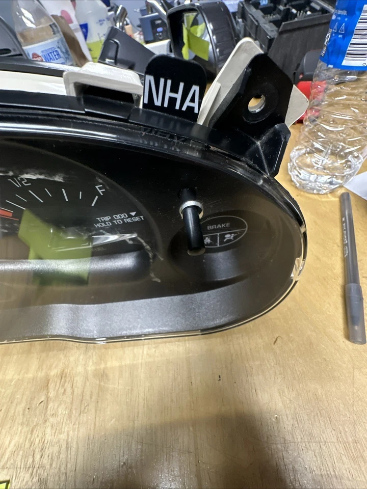 Grupo de velocímetro 10331622 para 03-04 CENTURY Foto 3 de 4