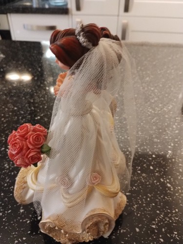 Absolutely Stunning Figurine Of Belle In Her Wedding Gown With Veil. Disney. - Picture 11 of 12
