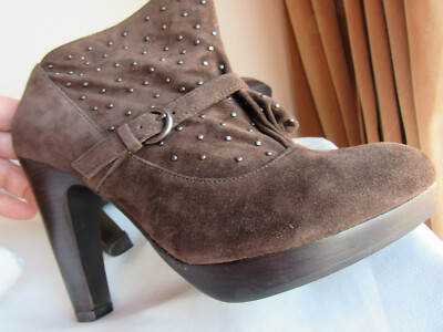 Suede Brown Pantha Booties Round/Pointed Toe 7M.Heel 4''. Platform 0.7''