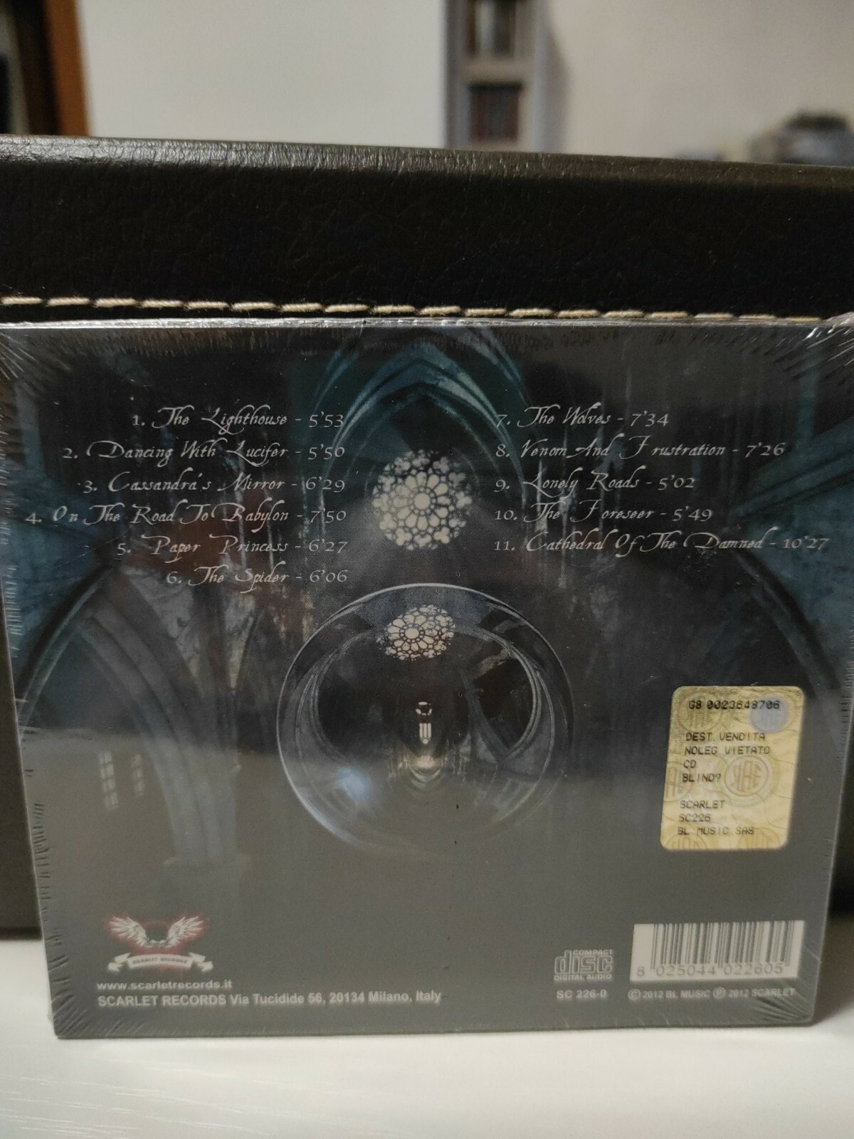Foto 2 di 2