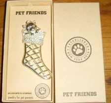 NEW Pet Friends Jewelry Pet Parents Cat kitten in Christmas stocking brooch