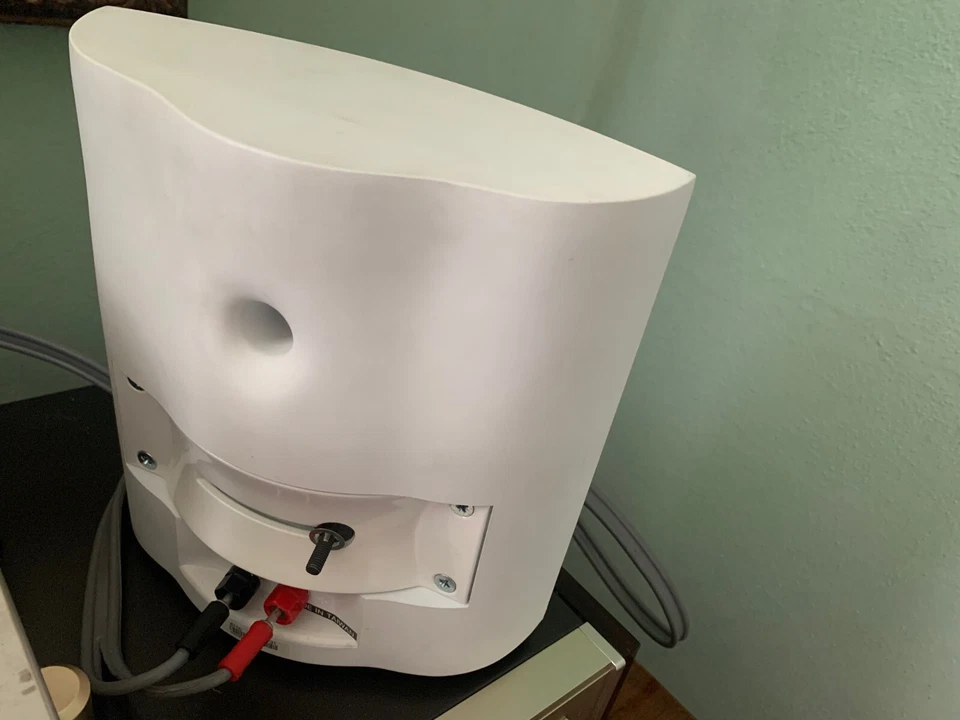 Linn Classik Unik - altoparlanti surround da scaffale o muro - Immagine 4 di 4