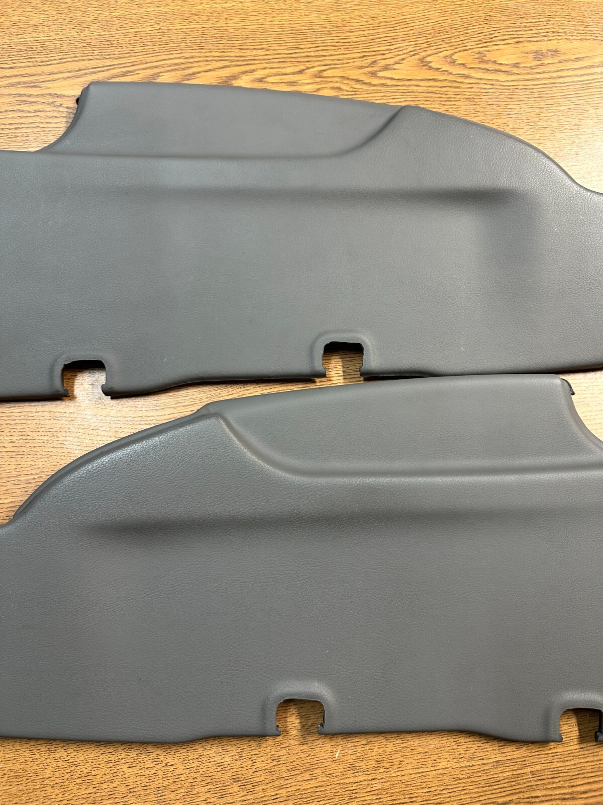 03-2013 Maserati Quattroporte Left & Right Center Console Side Trim Panel Covers