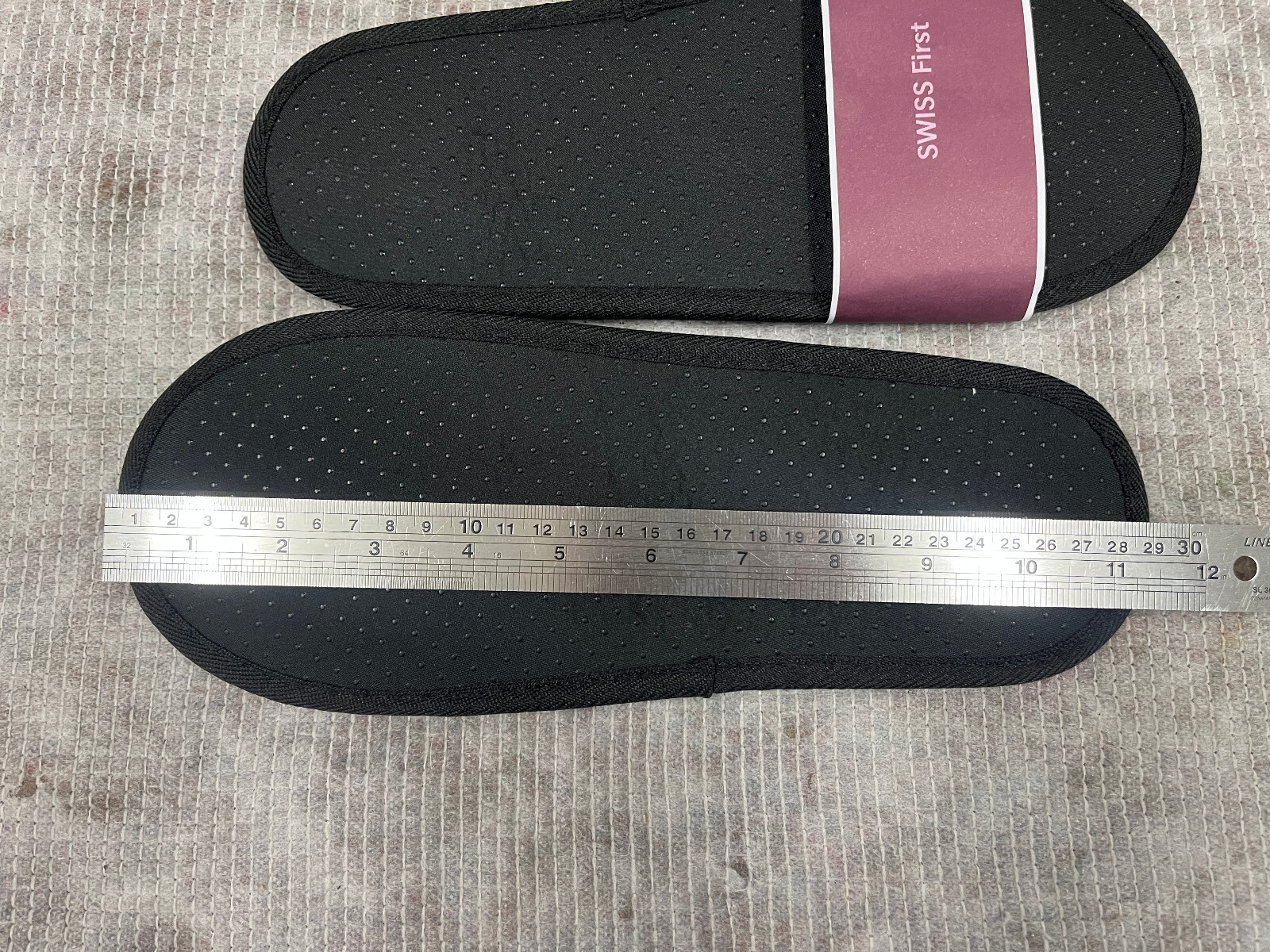 SAOLA Swiss Air First Class Inflight Travel M Slippers 29cm Sole Airline Memorabilia