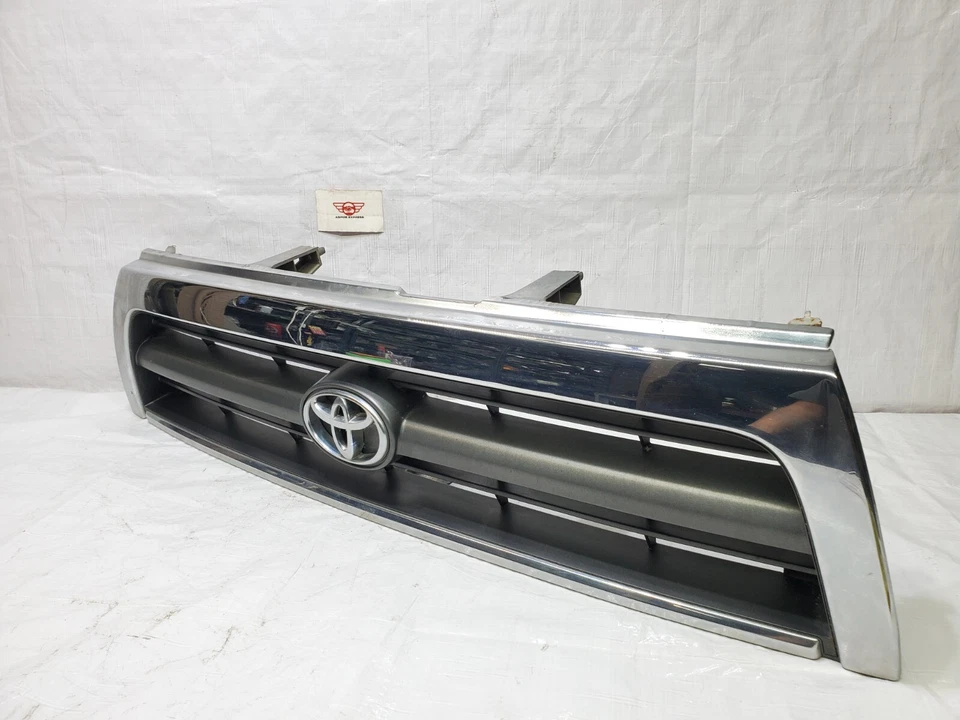 1996-1998 Toyota 4Runner Front Upper Grille Radiator Bumper 4WD OEM 53111-35340 - Imagem 4 de 4