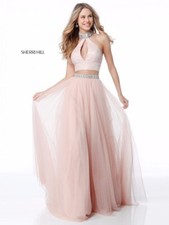 Sherri Hill Size 00 Never Worn Pink Ball Gown 2 Piece Chiffon Skirt Halter Neck
