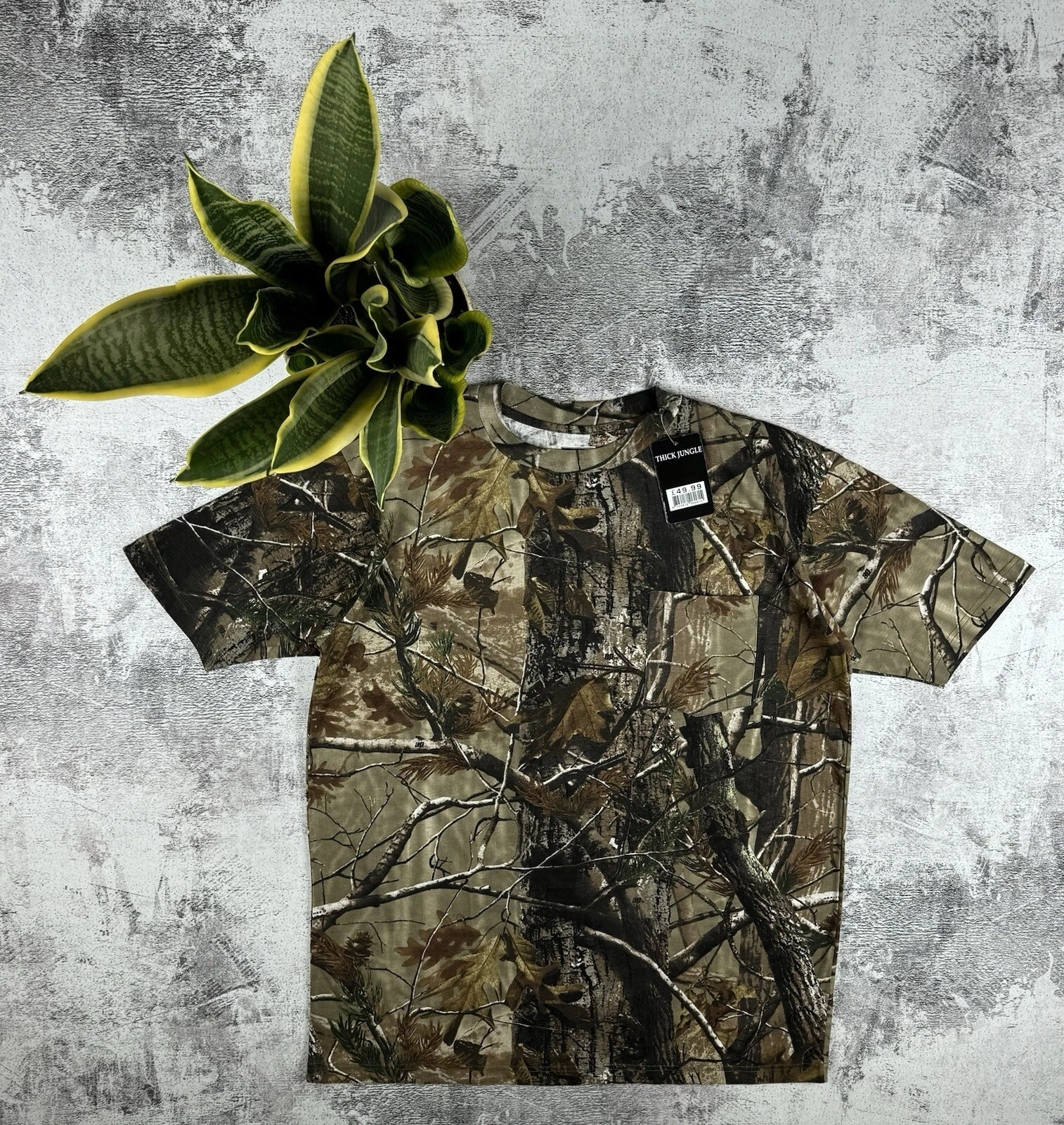 Vintage NEW Camo Realtree Thick Jungle Army Y2K Streetwear T Shirt Tee
Opens in a new window or tab