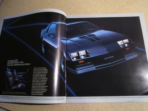 Folleto de ventas de concesionario Camaro 1984 original vintage 20 páginas Z28 IROC Berlinetta - Imagen 3 de 9