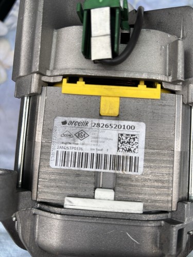 Waschmaschinenmotor Arcelik 2826520100 mit Neuen Kohlen