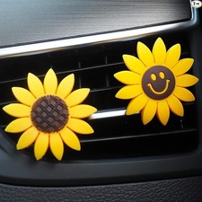 2-Piece Flower Air Vent Clips, Cute Car Air Freshener Decor and Interior Charm