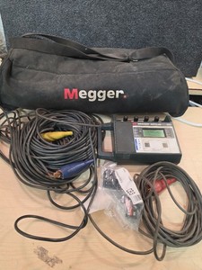 MEGGER DET5/4D Earth Tester with Leads