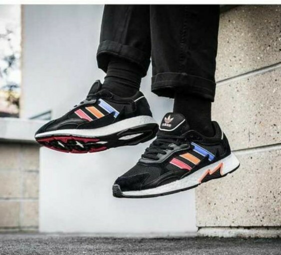 Adidas Originals Tresc Run BOOST Men display picture 1