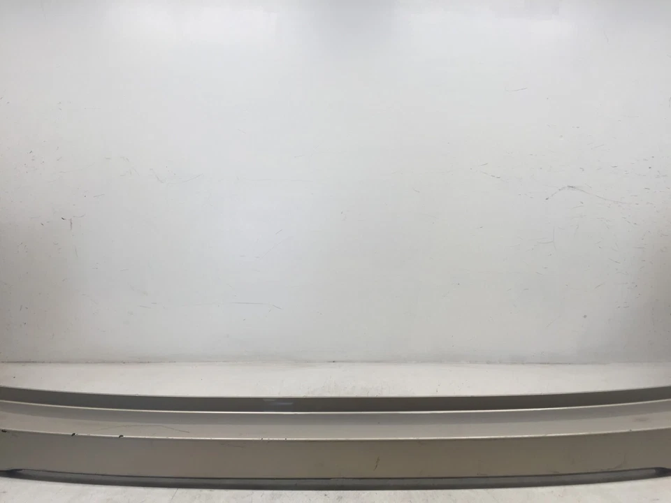 Cubierta de parachoques superior trasero Saturn Outlook XE XR 2007-2010 25789726 OEM Foto 3 de 4