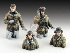 Royal Model 1/48 German Tank Crew in Winter Dress WWII (4 Half-figures) 830