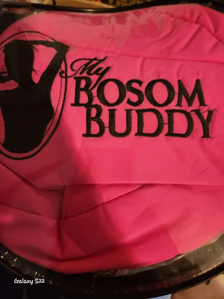 Almohada rosa mastectomía My Bosom Buddy con funda almohada de recuperación Foto 4 de 4