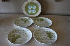 BOSTON WAREHOUSE HAMPTONS WHITE WINES COCKTAIL APPETIZER PLATES GREEN/WHITE-S/4