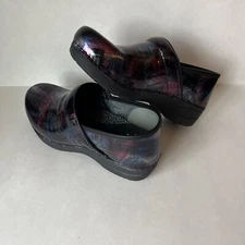 Dansko XP 2.0 Shoe Size 10.5 US 41 Nurse Teacher Chef Gardener Metallic Clog