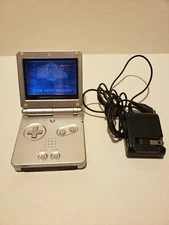 Nintendo Game Boy Advance SP AGS-001 W/ Charger and 1 game - Silver (J2)