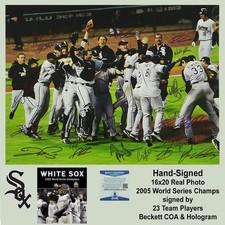 Chicago White Sox 2005 Series Champs Team Hand-Signed 16x20 Real Photo BAS COA