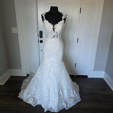 Justin Alexander Signature 99089 Sample Wedding Dress Size 8 Ivory Lace Bridal